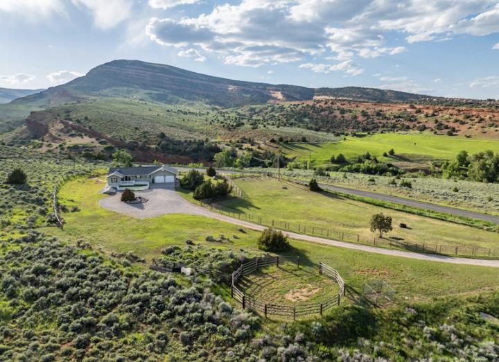 Buy luxury ranch real estate
